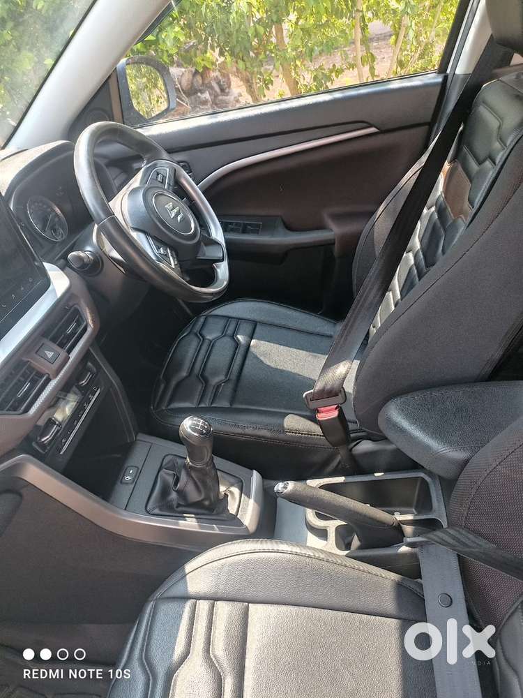 Maruti Suzuki Brezza 2024 Petrol Good Condition,low Range Running