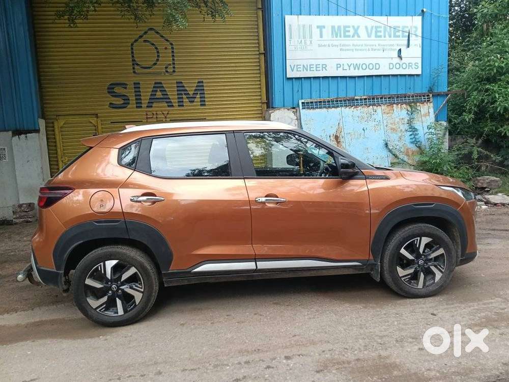 Nissan Magnite N-connecta Mt, 2025, Petrol
