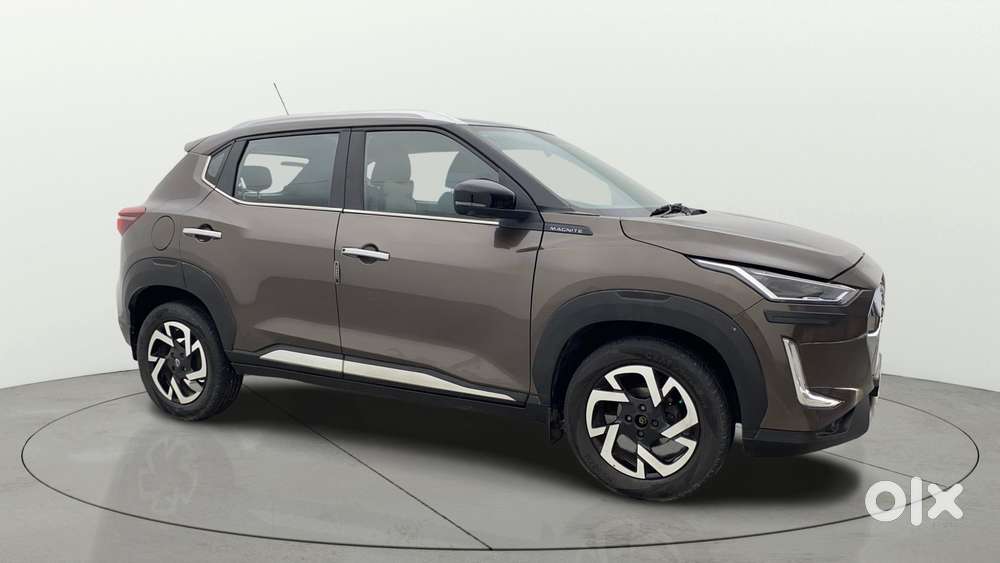 Nissan Magnite 1.0 Xv Premium Turbo Cvt, 2021, Petrol