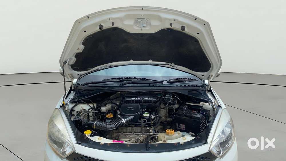 Tata Tiago 1.2 Revotron Xz, 2016, Petrol