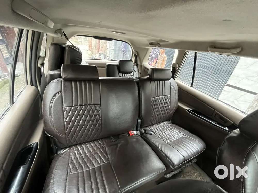 Toyota Innova 2015 Diesel Well Maintained