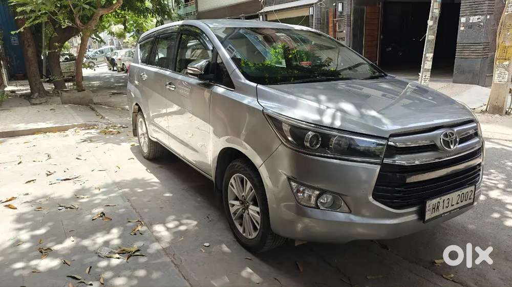 Toyota Innova Crysta 2.8zx At Top Model 2017 Diesel