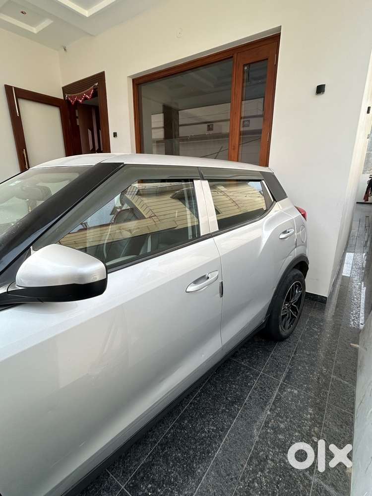 Xuv 300 Grey Color