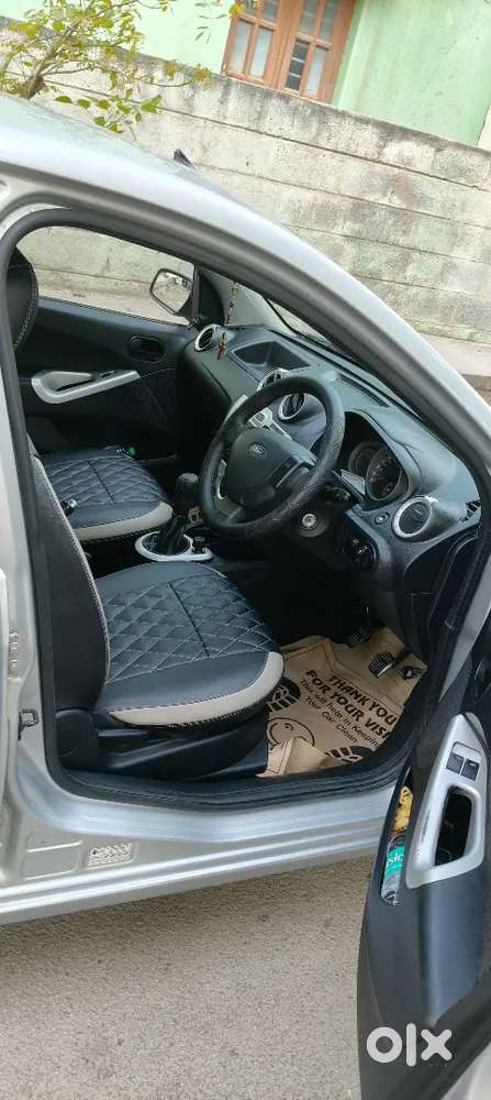 Ford Figo Petrol 2013 Year