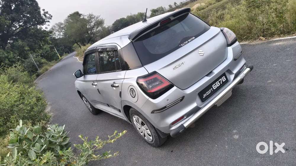 Maruti Swift Vxi 2025