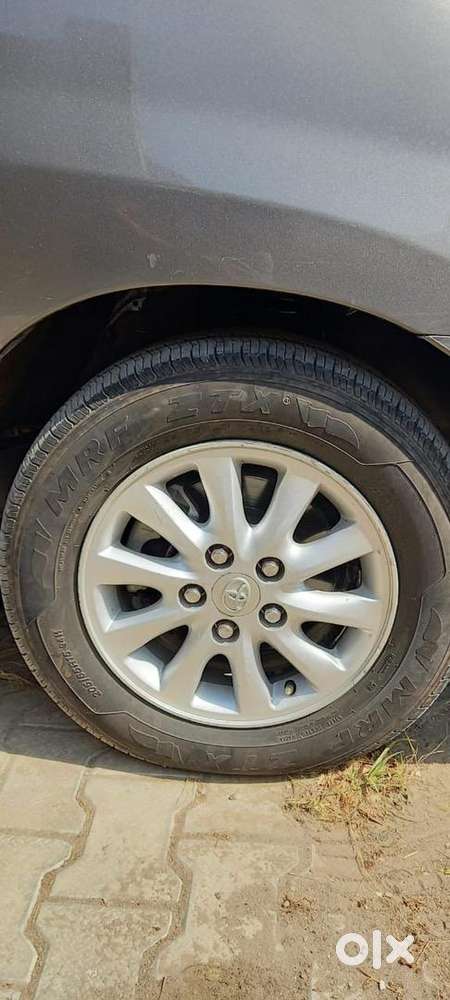 Toyota Innova 2013 Diesel Well Maintained