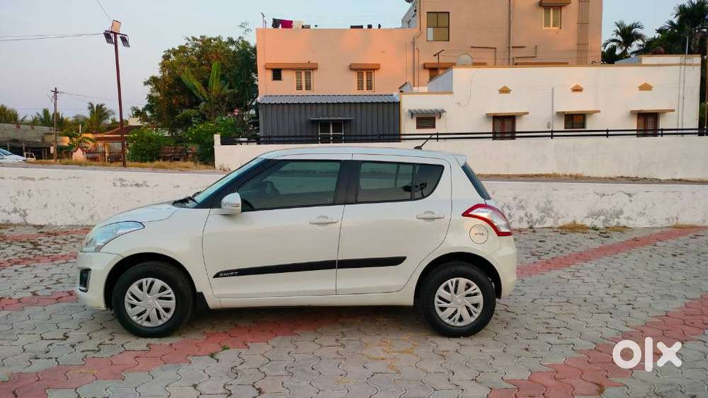 Maruti Suzuki Swift Vxi, 2015, Petrol