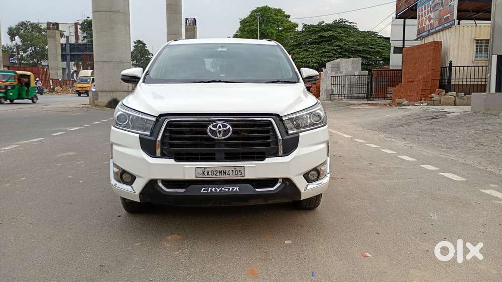 Toyota Innova Crysta 2.4 V, 2017, Diesel