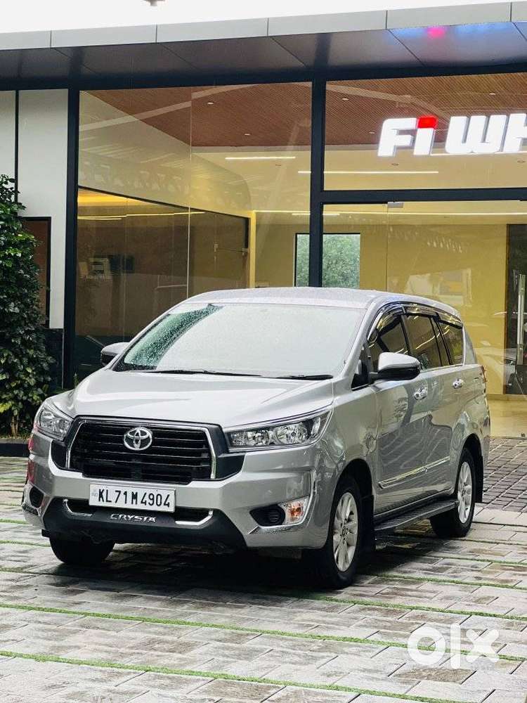 Toyota Innova Crysta 2.4 G Mt, 2017, Diesel