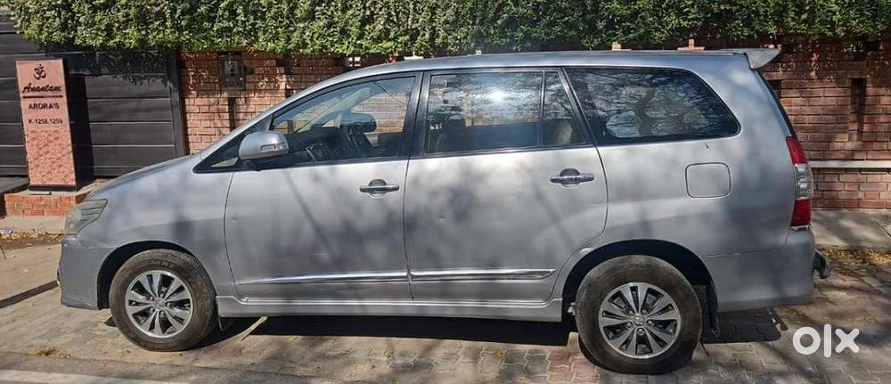 Toyota Innova 2105 Diesel Well Maintained