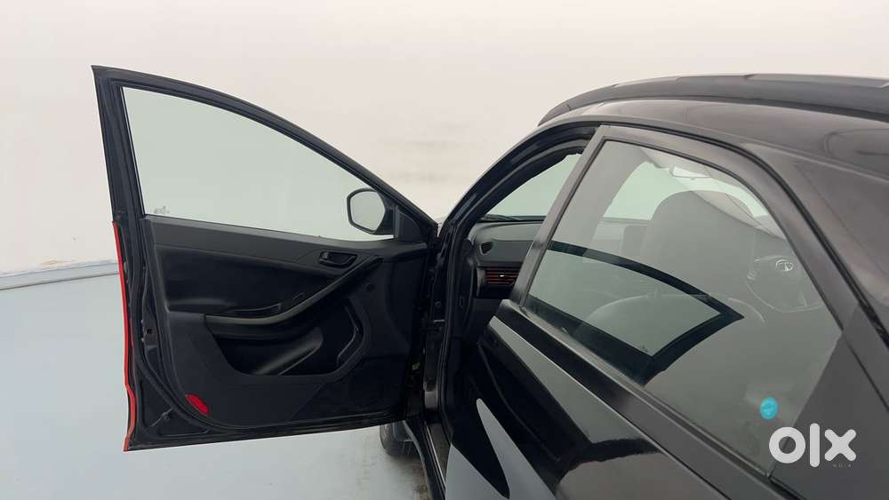 Tata Nexon 1.5 Revotorq Xza Plus Hs Dark Edition, 2022, Diesel