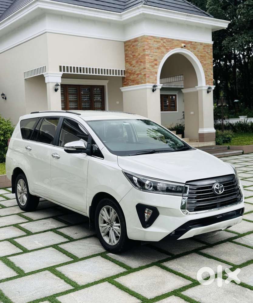 Toyota Innova Crysta 2.8 Zx At, 2016, Diesel