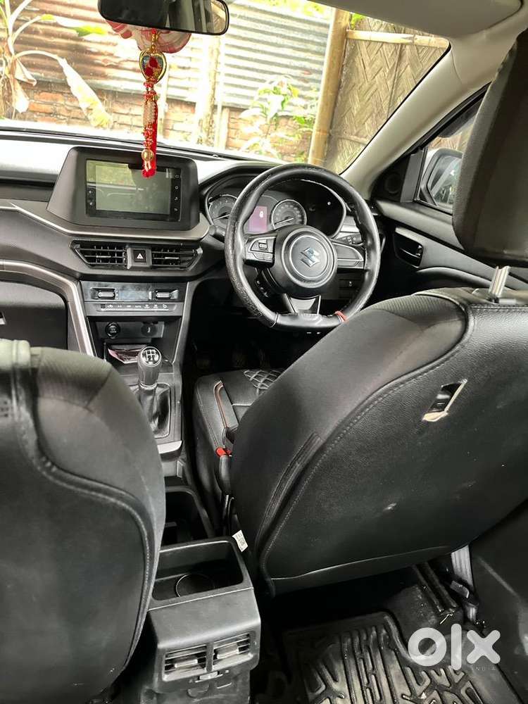 Maruti Suzuki Brezza Vxi 2025  White  Excellent Condition
