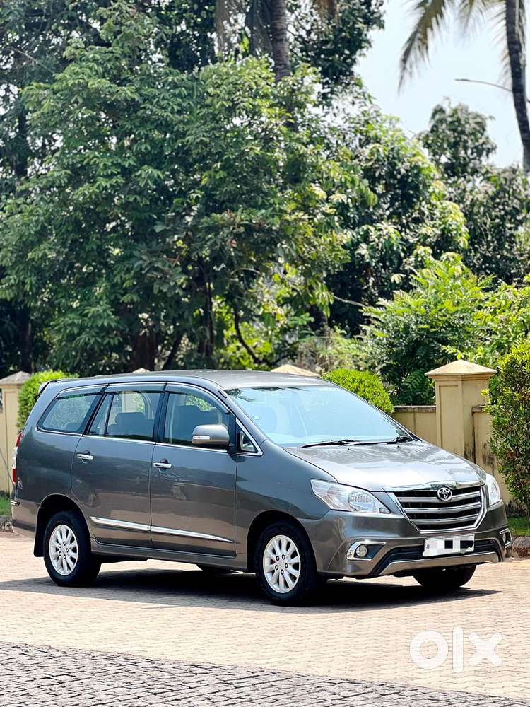 Toyota Innova 2.0 V, 2014, Diesel