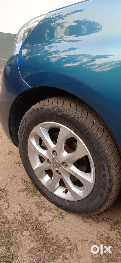 Well-maintained Nissan Micra Xv Cvt (automatic)  Top-end