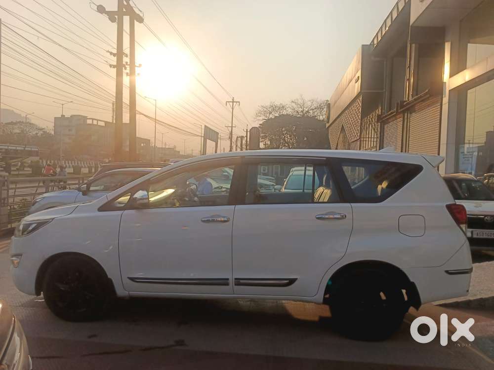 Toyota Innova Crysta 2.4 G Mt, 2019, Diesel