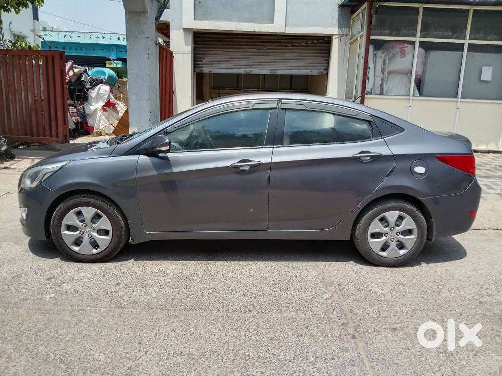Hyundai Verna 1.6 Vtvt Sx, 2016, Petrol