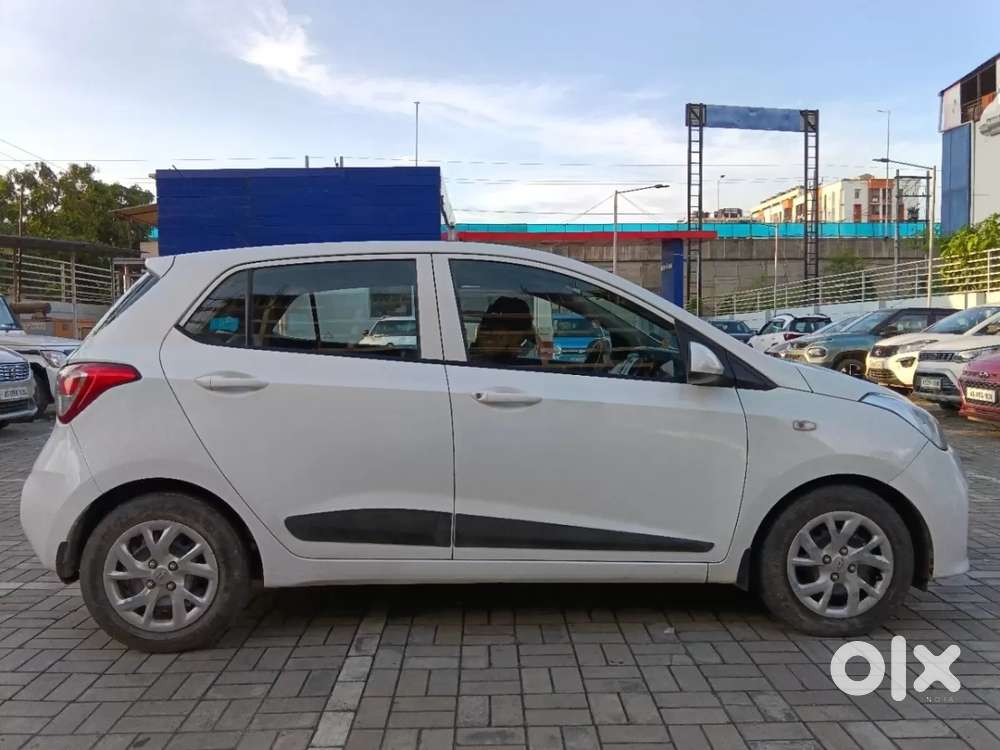 Hyundai Grand I10 Sportz 1.2 Kappa Vtvt, 2017, Petrol