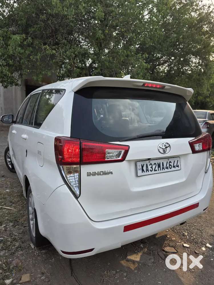 Toyota Innova Crysta 2018 Diesel Well Maintained