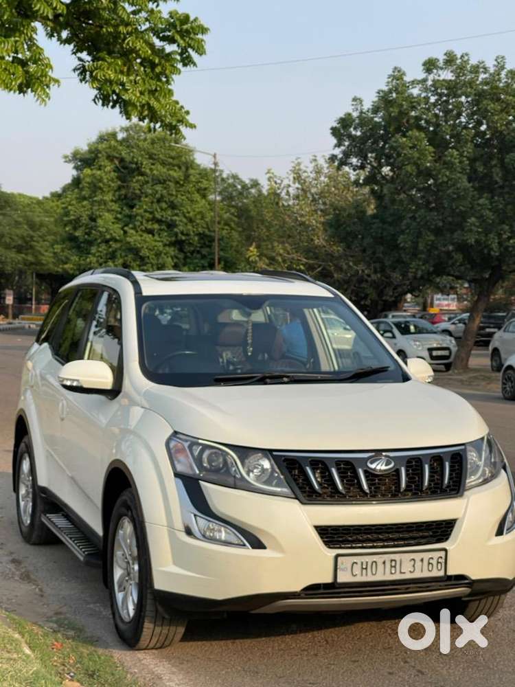 Mahindra Xuv500 2017 Diesel 90000 Km Driven