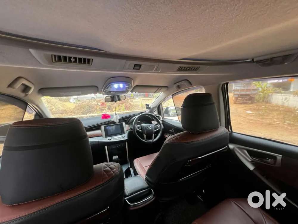 Toyota Innova Crysta 2016