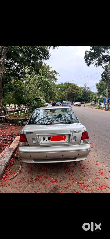 Maruti Suzuki Esteem 2006 - Manual Petrol