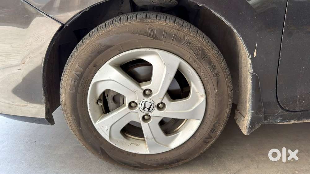 Honda City V 2015 1.5 Diesel Turbo I-dtech Metallic Brown Colour