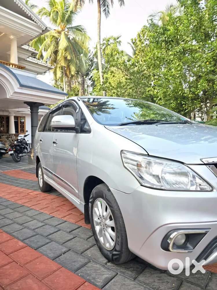 Toyota Innova 2013 Diesel 93000 Km Driven