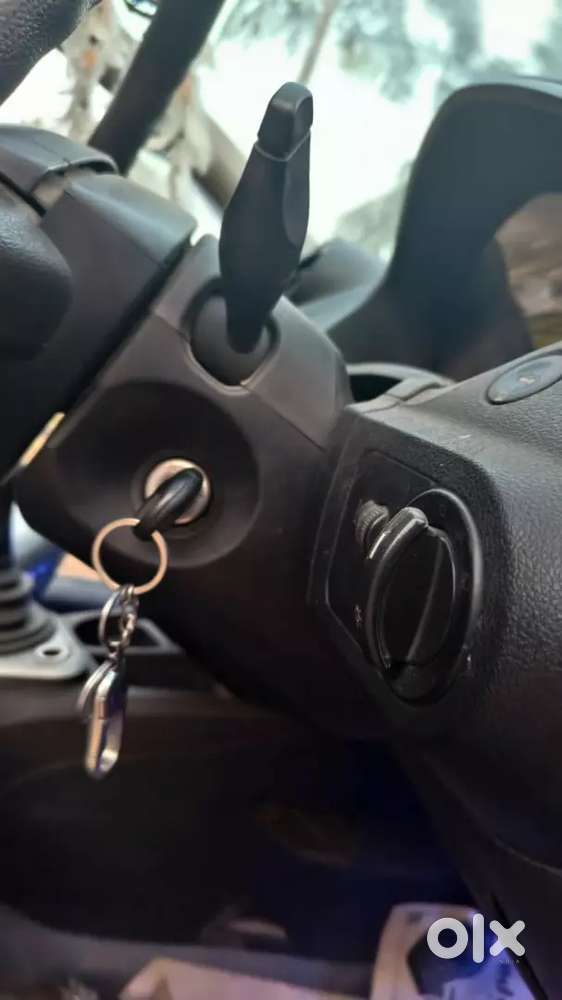 Ford Figo 2010 Petrol 100000 Km Driven Fc Insurance Nil