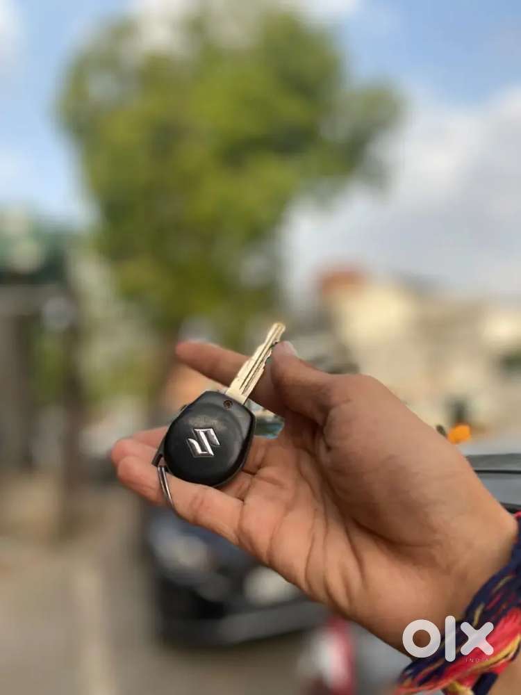 Maruti Suzuki Swift 
* Varient:- Vdi(diesel)
*