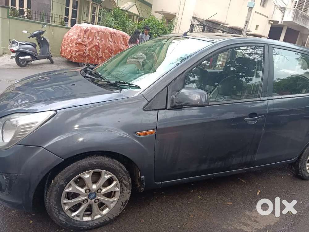 Ford Figo Diesel Titanium 2013
