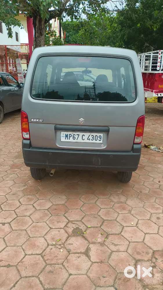 Gadi Bilkul One Handed Good Maintain Original Condition He