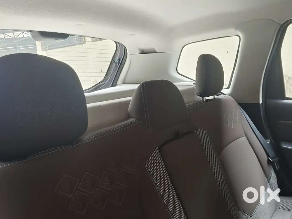 Renault Duster Rxz Petrol 1.5 Single Ownership Vehicle