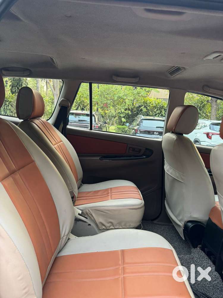 Toyota Innova 2.5 G (diesel) 7 Seater, 2015, Diesel