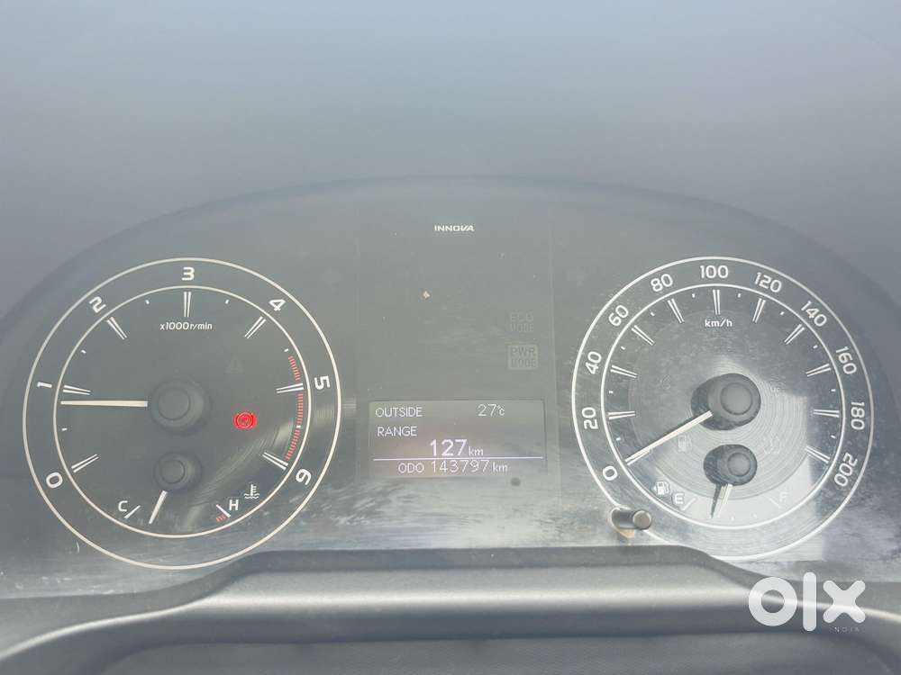 Toyota Innova Crysta 2.4 Gx Mt, 2016, Diesel