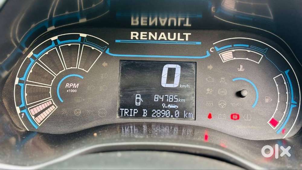 Renault Triber 1.0 Rxz Dual Tone, 2021, Petrol