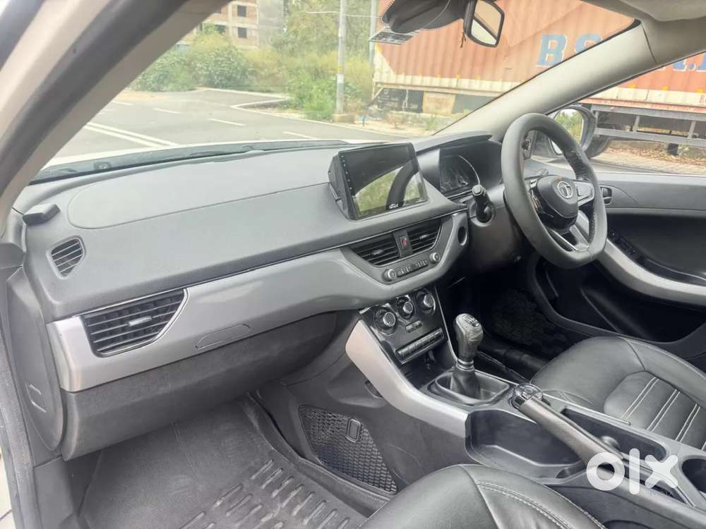 Tata Nexon 1.5 Revotorq Xm (s), 2021, Diesel
