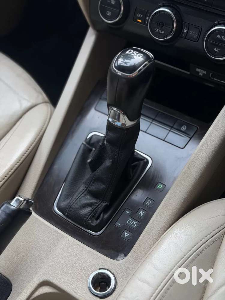 Skoda Octavia, 2015, Petrol