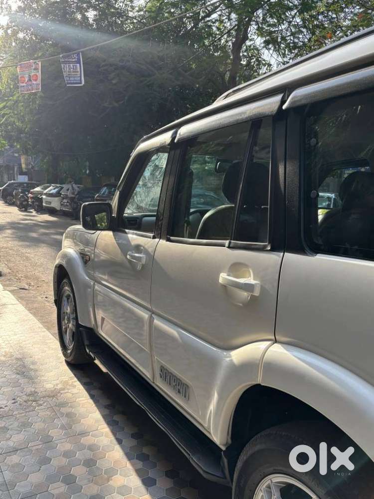 Mahindra Scorpio S10 7 Seater, 2017, Diesel