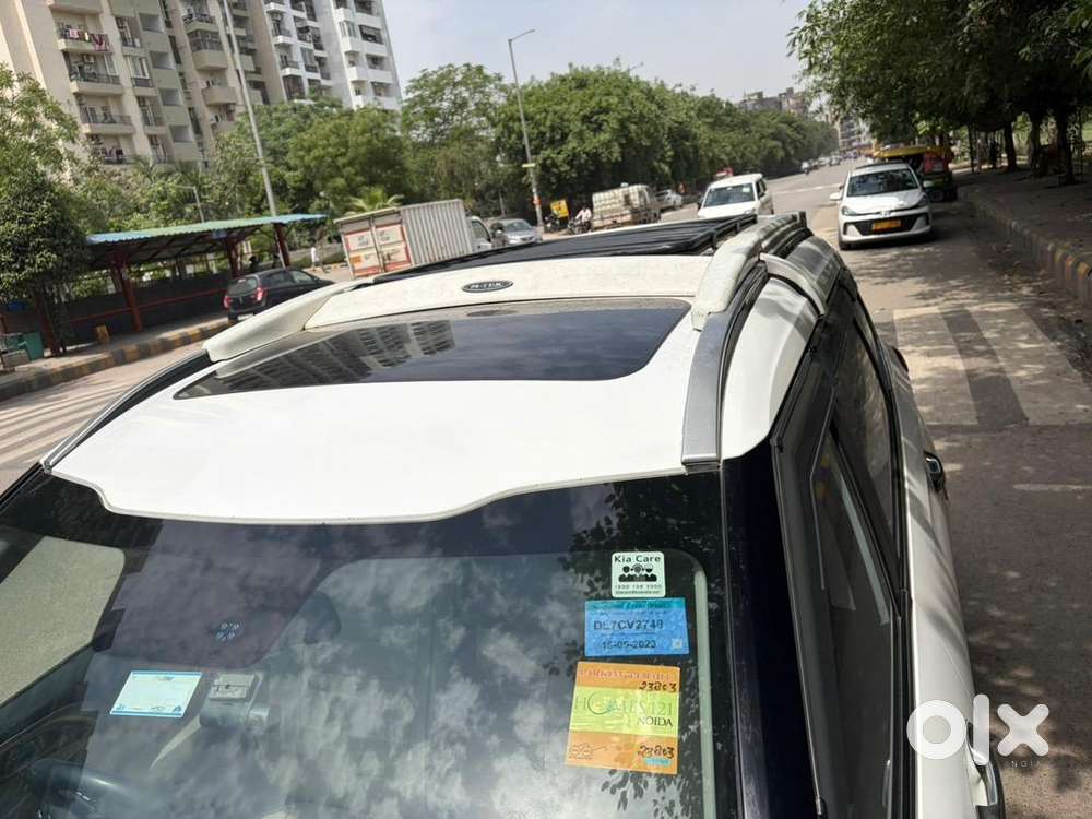 Excellent Condition Under Warranty 2023 Petrol Kia Carens