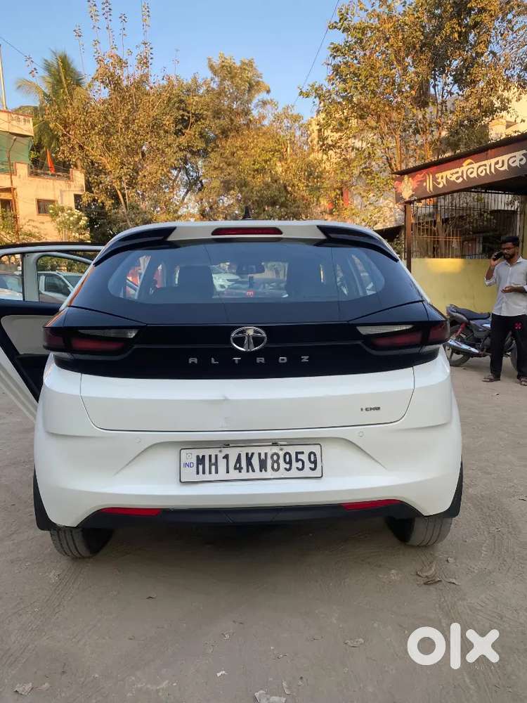 Tata Altroz 2023 Cng & Hybrids Well Maintained