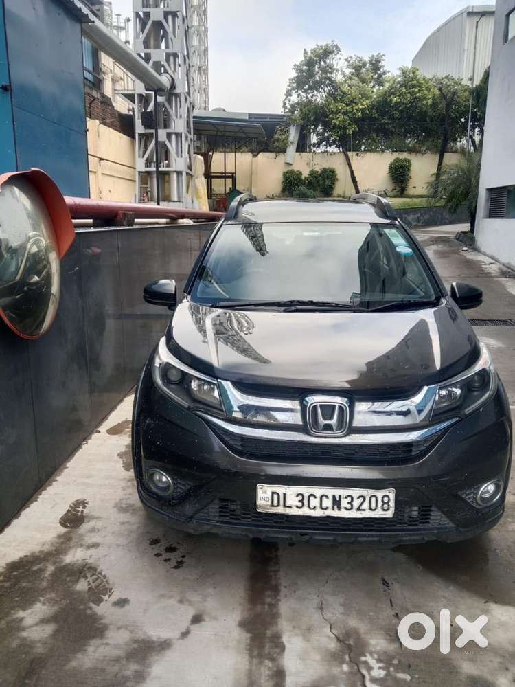 Honda Br-v 2017 Petrol Well Maintained