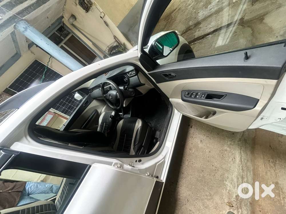 Renault Triber Petrol 2022