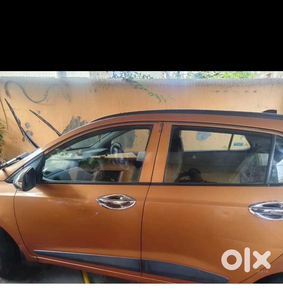 Hyundai Grand I10 2015 Petrol 65000 Km Driven