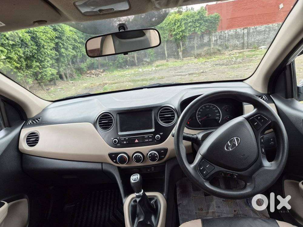 Hyundai Grand I10 2016-2017 Sportz Celebration Edition, 2017, Petrol