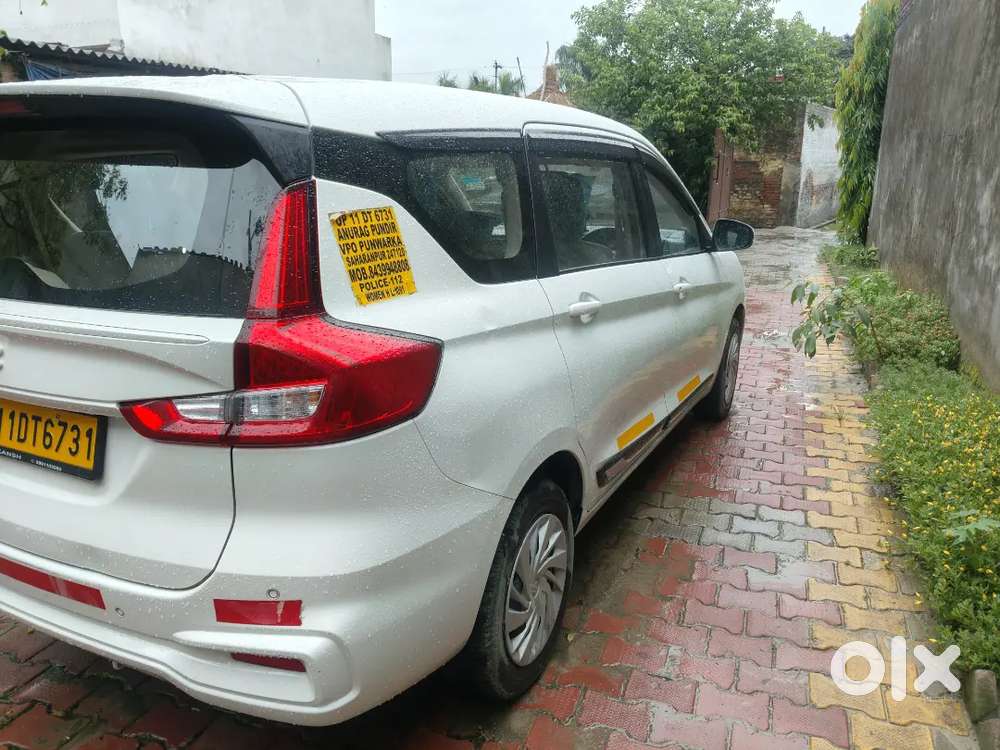 Maruti Suzuki Ertiga Vxi Cng 2025