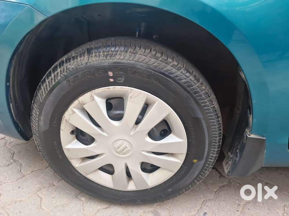 Maruti Suzuki Swift Dzire Vxi Optional, 2014, Petrol