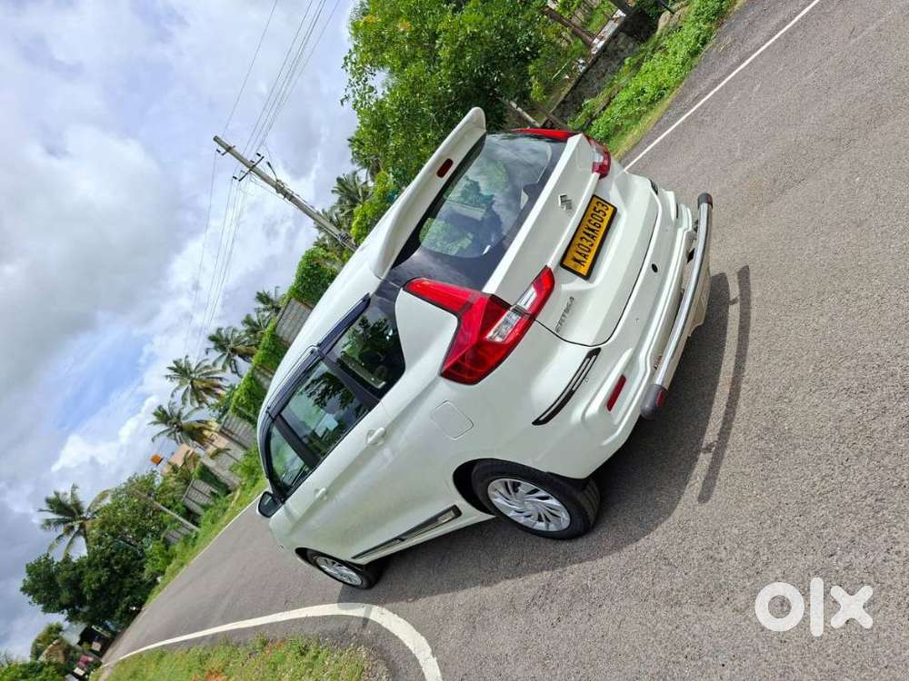 Maruti Suzuki Ertiga Vxi Shvs, 2022, Cng & Hybrids