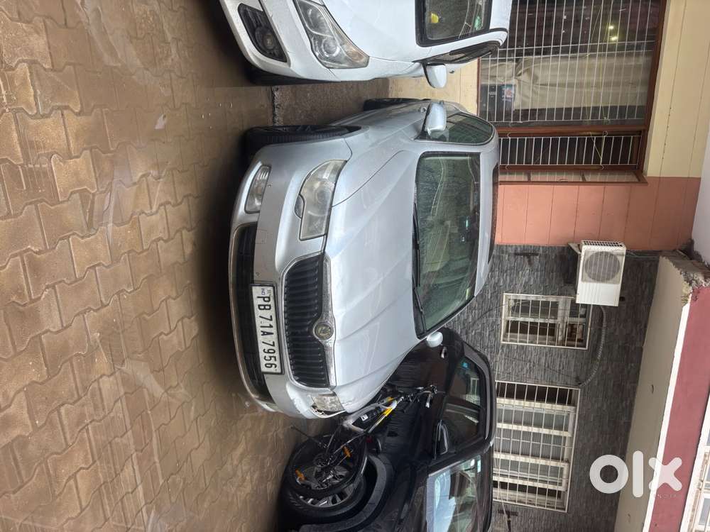 Skoda Superb 2.0 Diesel Automatic 2011passing Till 2031