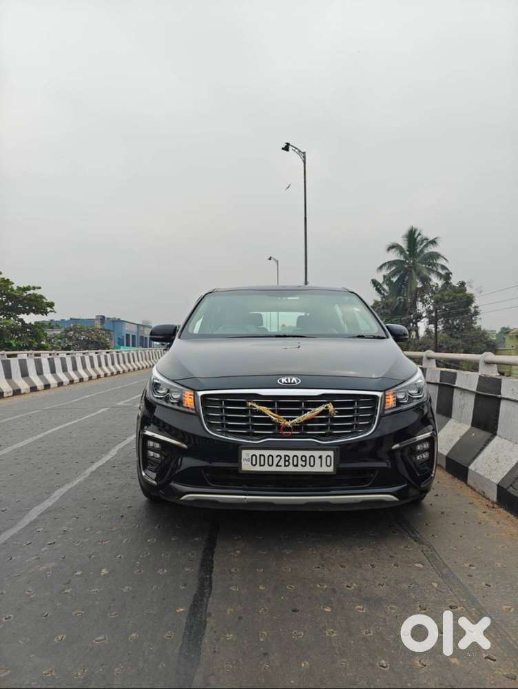 For Sale - Kia Carnival D2.28at Limousine 7 For Sale